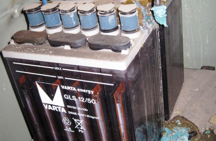 A-Severe-case-of-vented-acid-acid-battery-corrosion-lead-lead-hoLder-by-CC-3.0-Share-Aliike-702x459